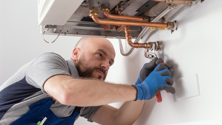 installing a new water heater