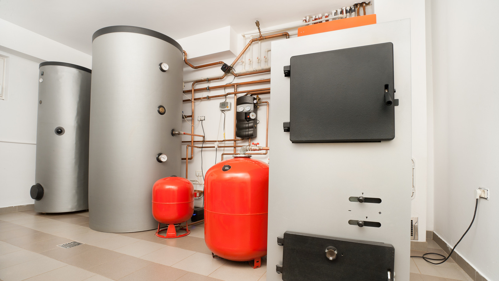 Signs Your Water Heater Needs To Be Flushed (And How To Do It) – House Digest