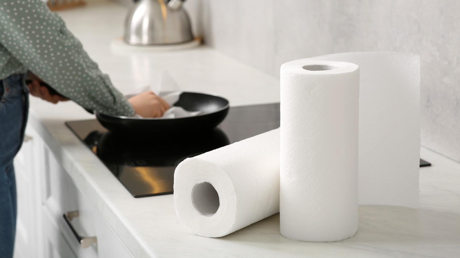 Simple Paper Towel Hacks You Need To Try Around The Home