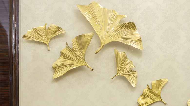 gingko leaves on wall