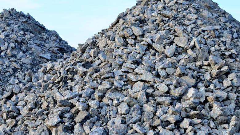 Recycled concrete aggregates (RCA) ready for use in a variety of projects