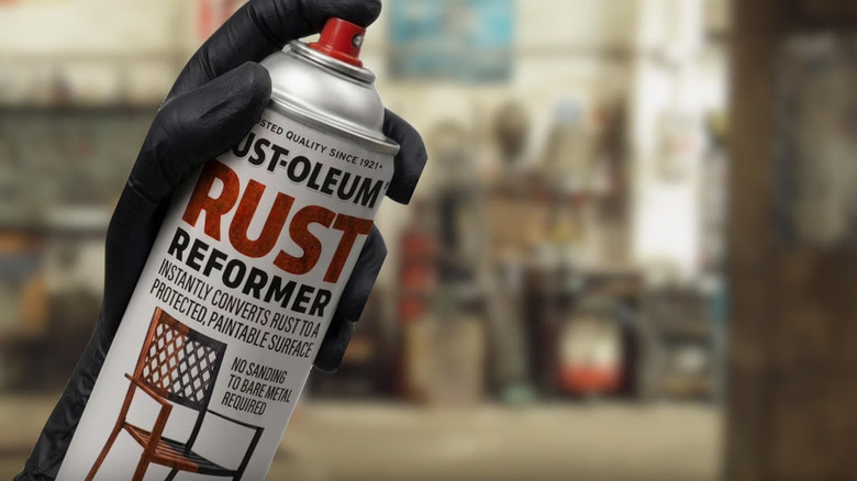 A can of Rust-Oleum Reformer Spray being sprayed.