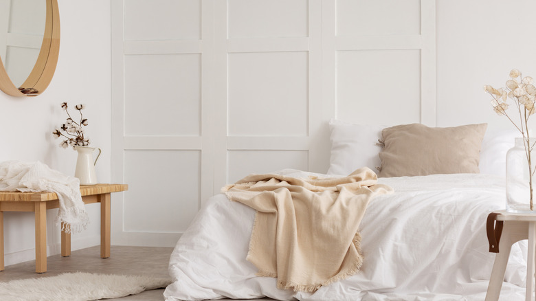 Light bedroom with mirror