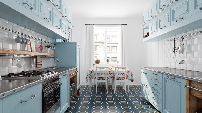 A kitchen with a 1950s design