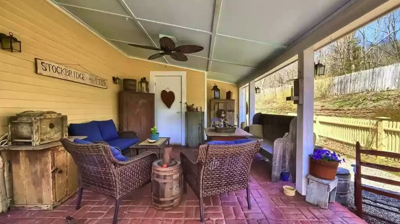 Charming covered porch