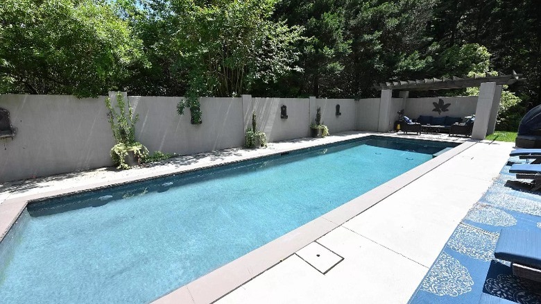 pool