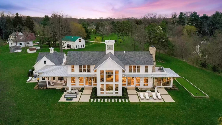 Ohio mansion during sunset