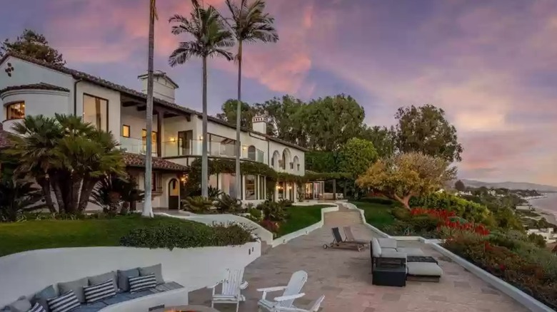 Malibu mansion exterior