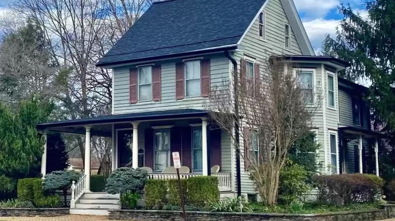 Victorian home exterior