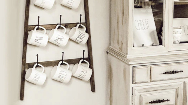 Mugs on mug ladder