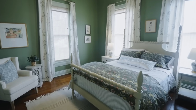 Green floral IKEA bedding in a bedroom
