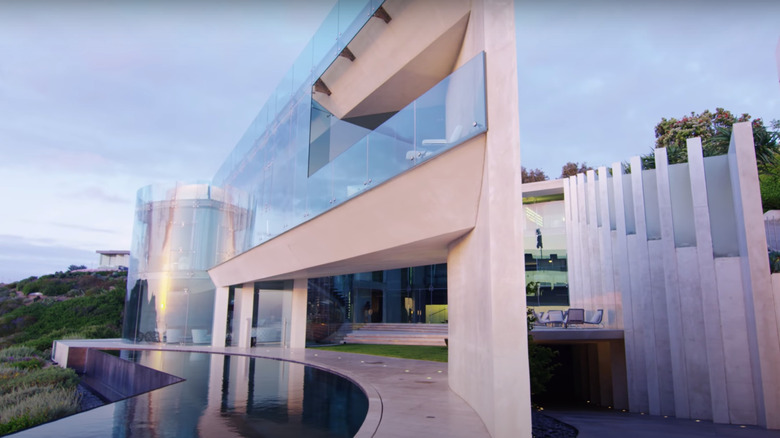 The Razor House in California
