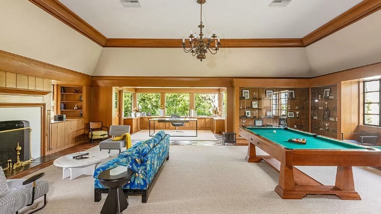 game room