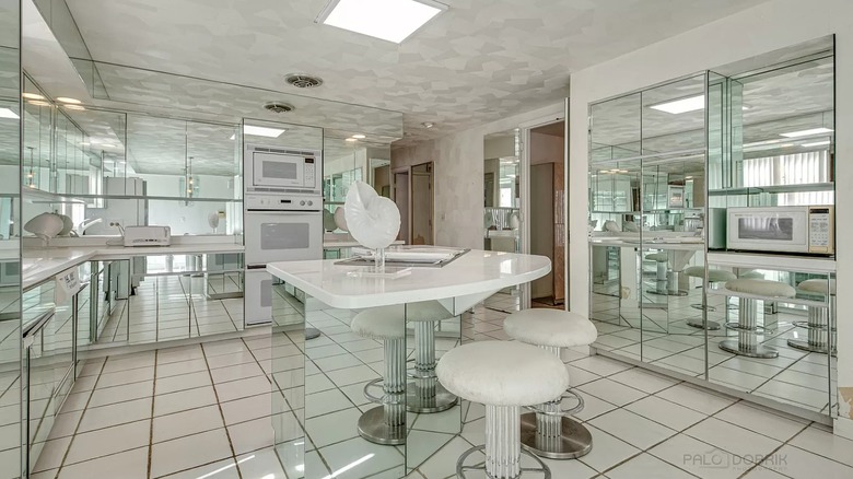 Mirrored kitchen