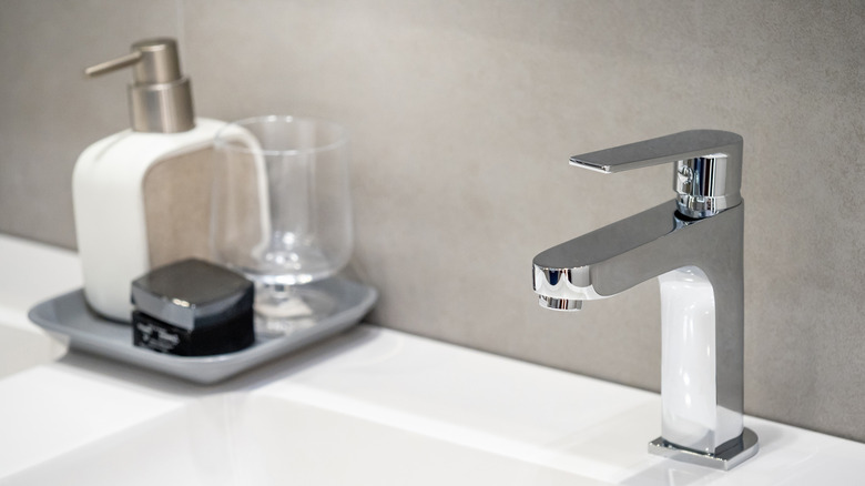 Clean bathroom with a clutter-free countertop