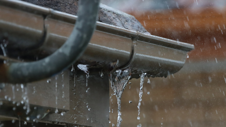 gutter leaking at seam