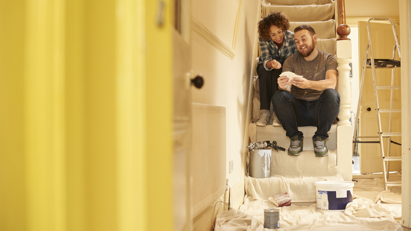 The 10 Best Entryway Paint Colors To Make Your Space Seem Bigger