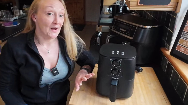 YouTuber talking about Ambiano Compact Air Fryer