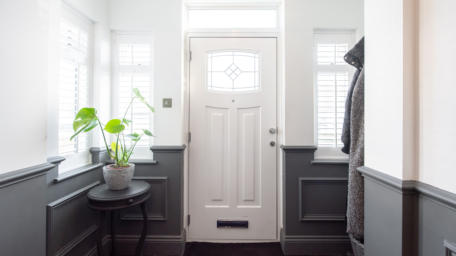 The 11 Biggest Entryway Design Trends For 2025 (And Which We'd Skip)