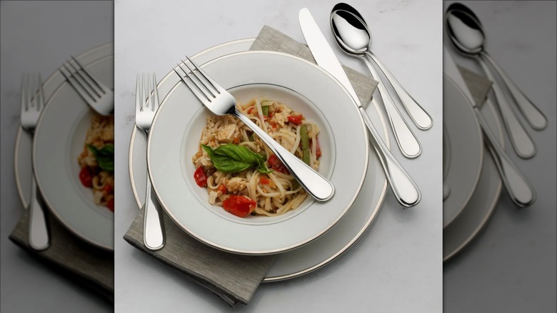 Mikasa Bravo 101-piece Flatware Set
