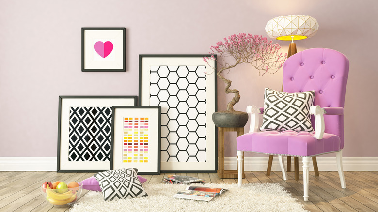2010s decor with pink chair