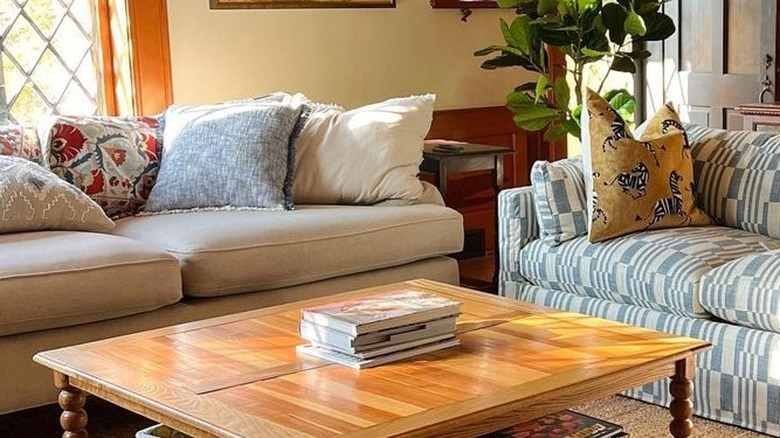 Erin and Ben Napier's living room