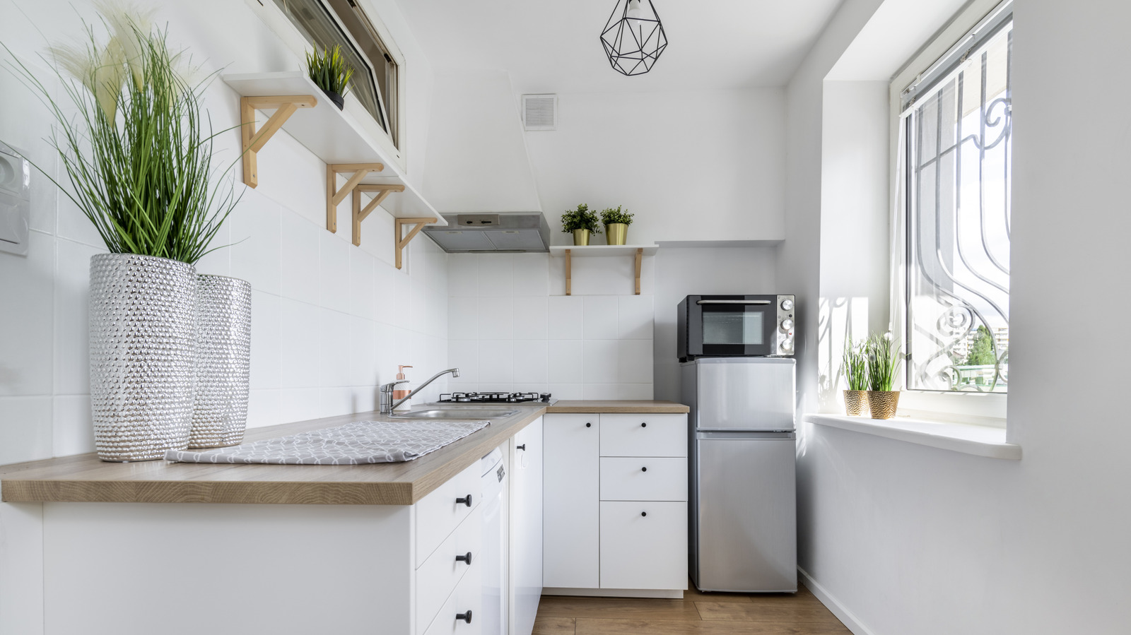 The 6 Best Cabinet Colors To Make Small Kitchens Feel Larger