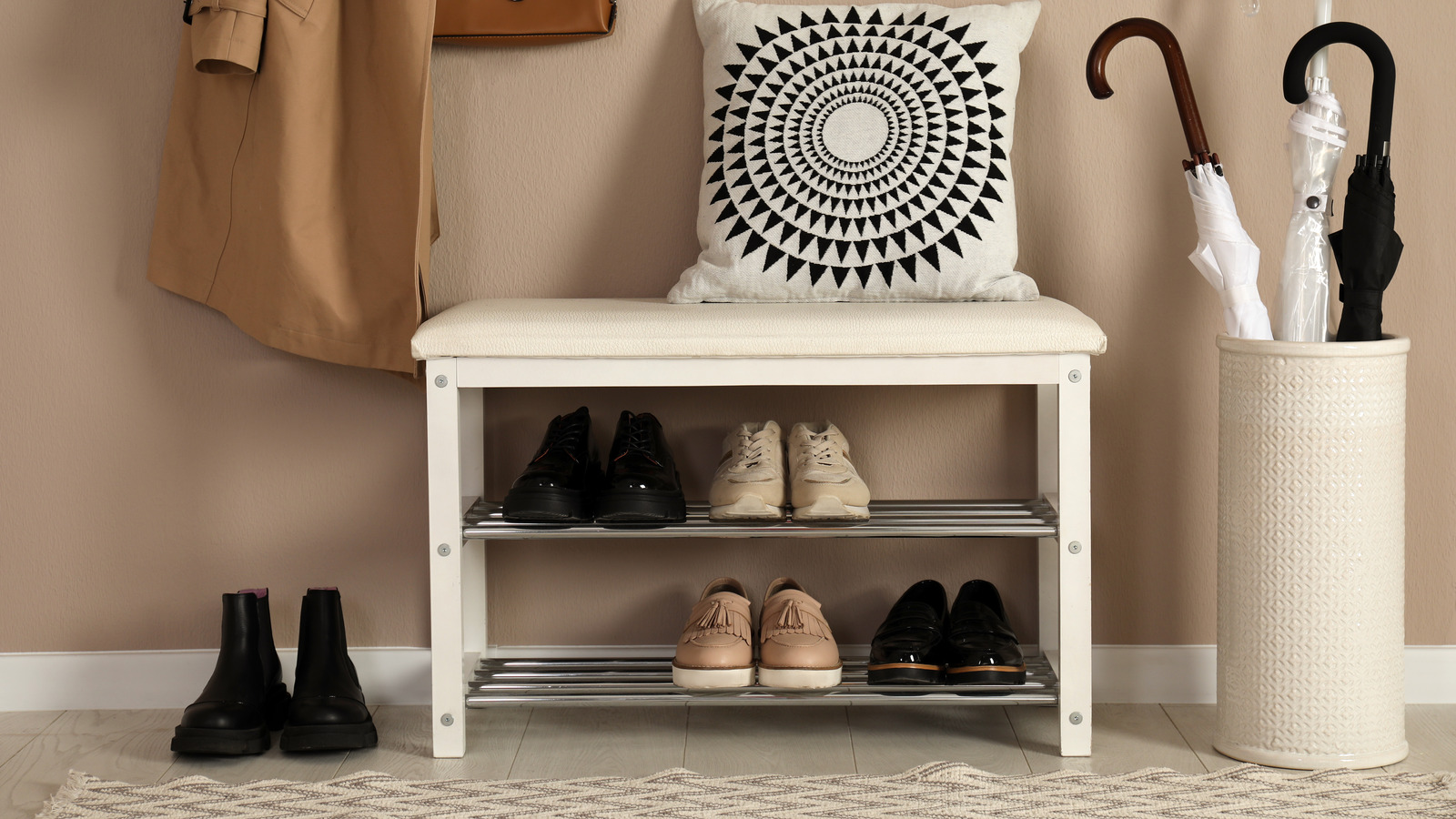 IRONCK Shoe Bench