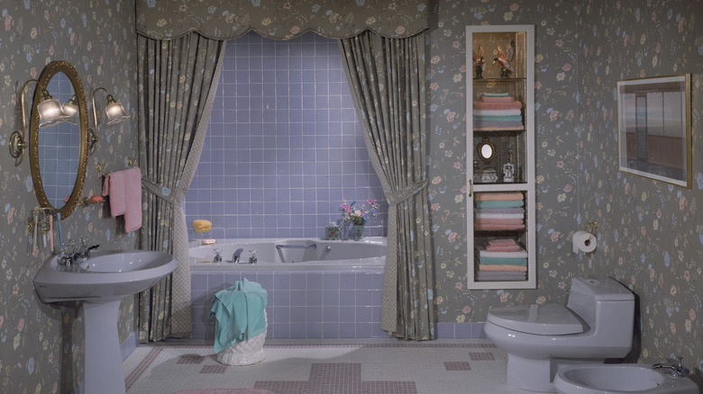 Interior design of a 1980s bathroom