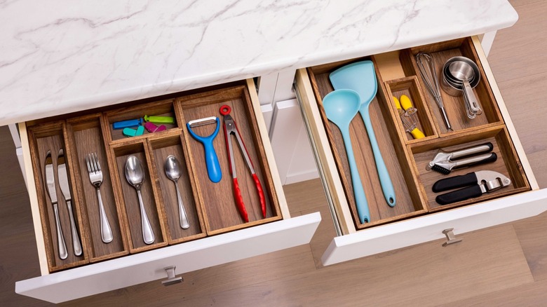 Product image of a storage box set