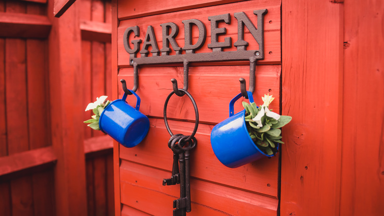 cast iron letter hooks