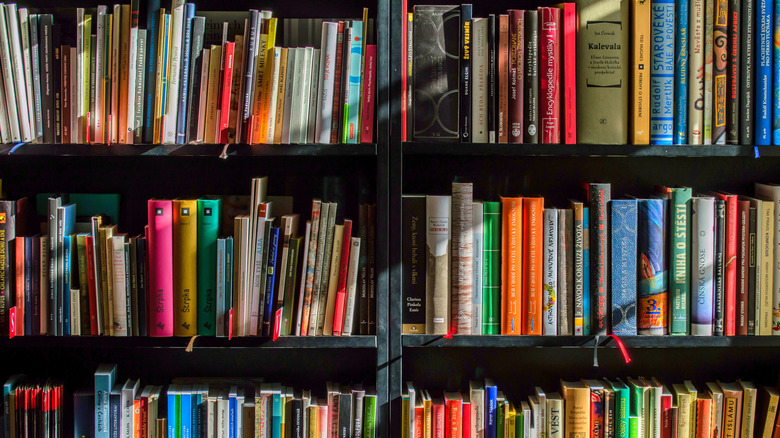 An overcrowded bookshelf