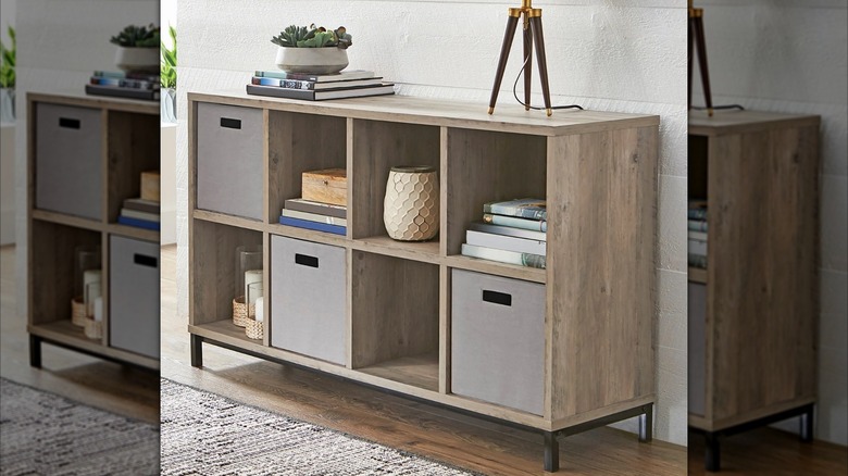 Walmart 8-unit shelf with underframe