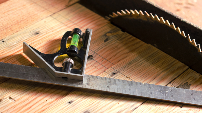 Combination square and circular saw blade
