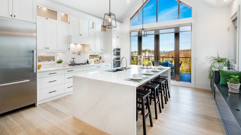 Kitchen island with sink