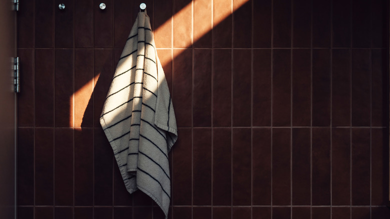 Brown subway tile backsplash