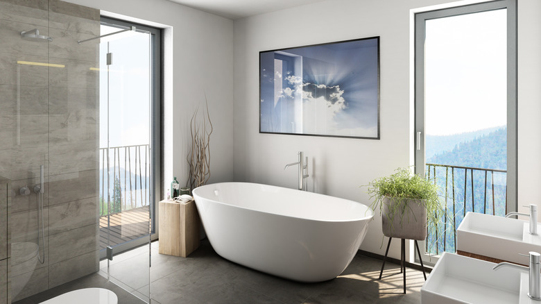 freestanding tub in corner