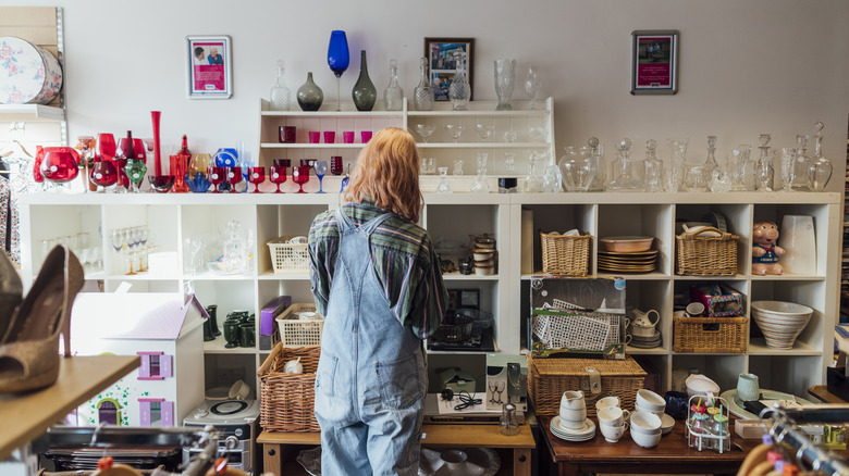 A person browsing through vintage collectibles