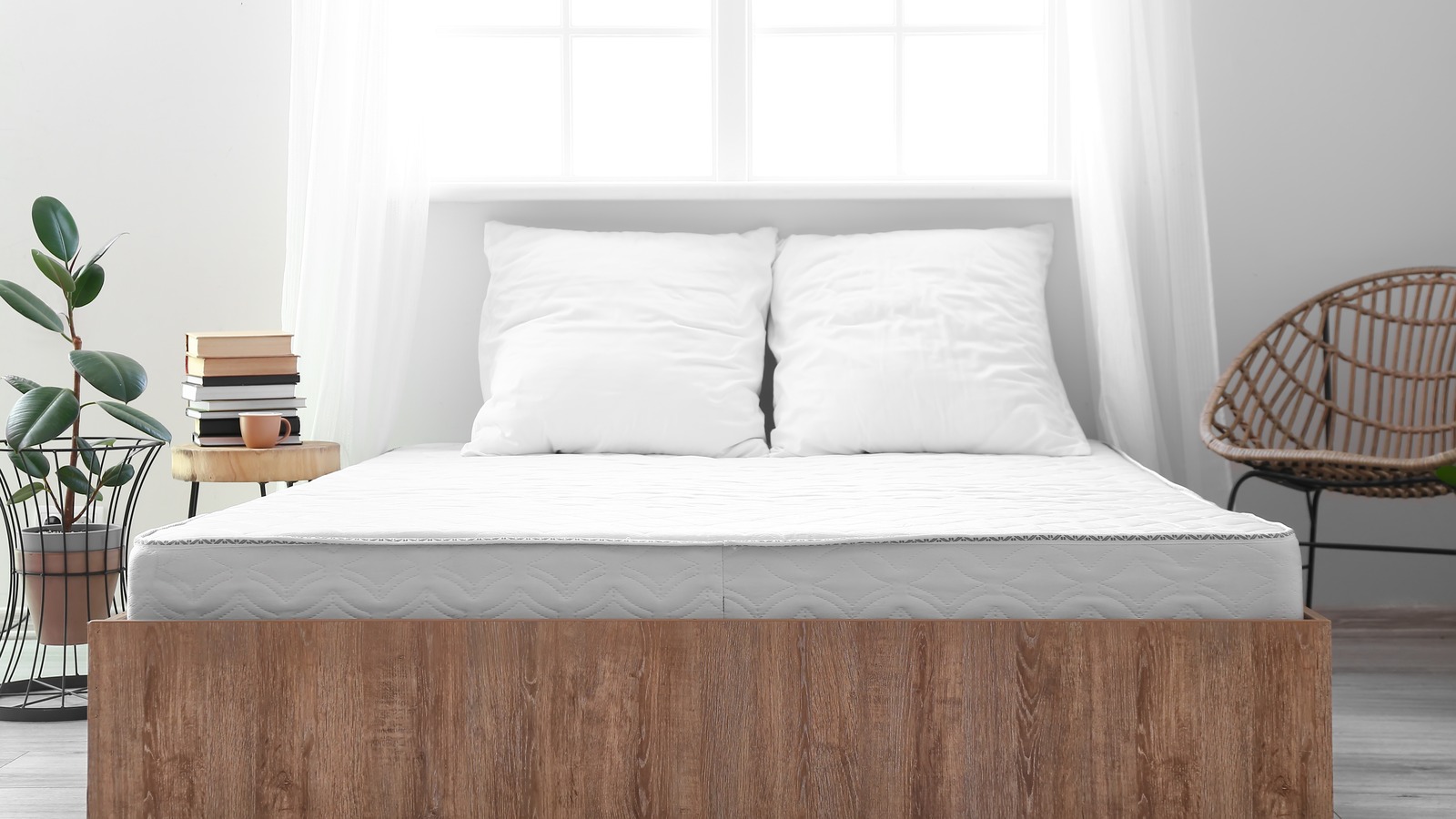 The Benefits Of Using Pillow Protectors At Home