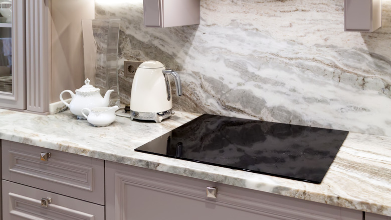 Quartz countertop in kitchen