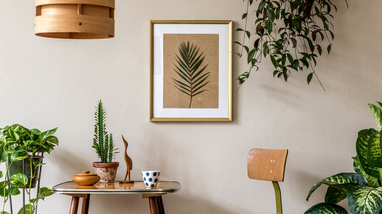 leafy decor and beige walls
