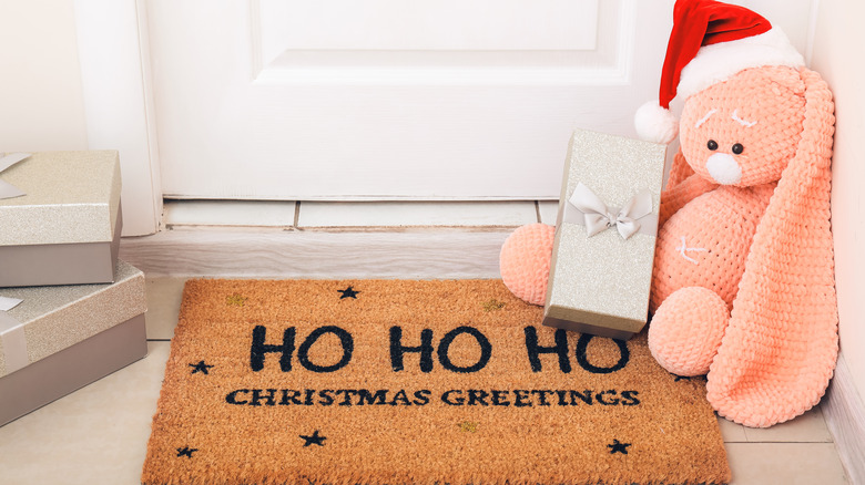 Christmas doormat and decorations