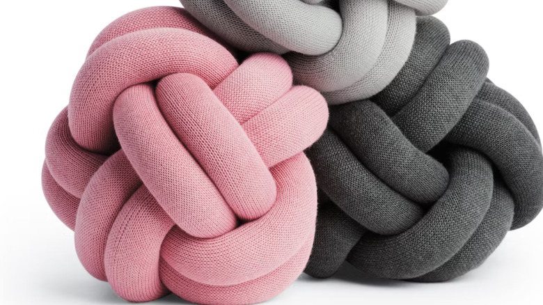 Pink knot pillow