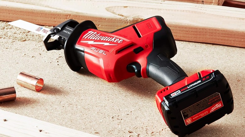 Milwaukee Hackzall power saw tool