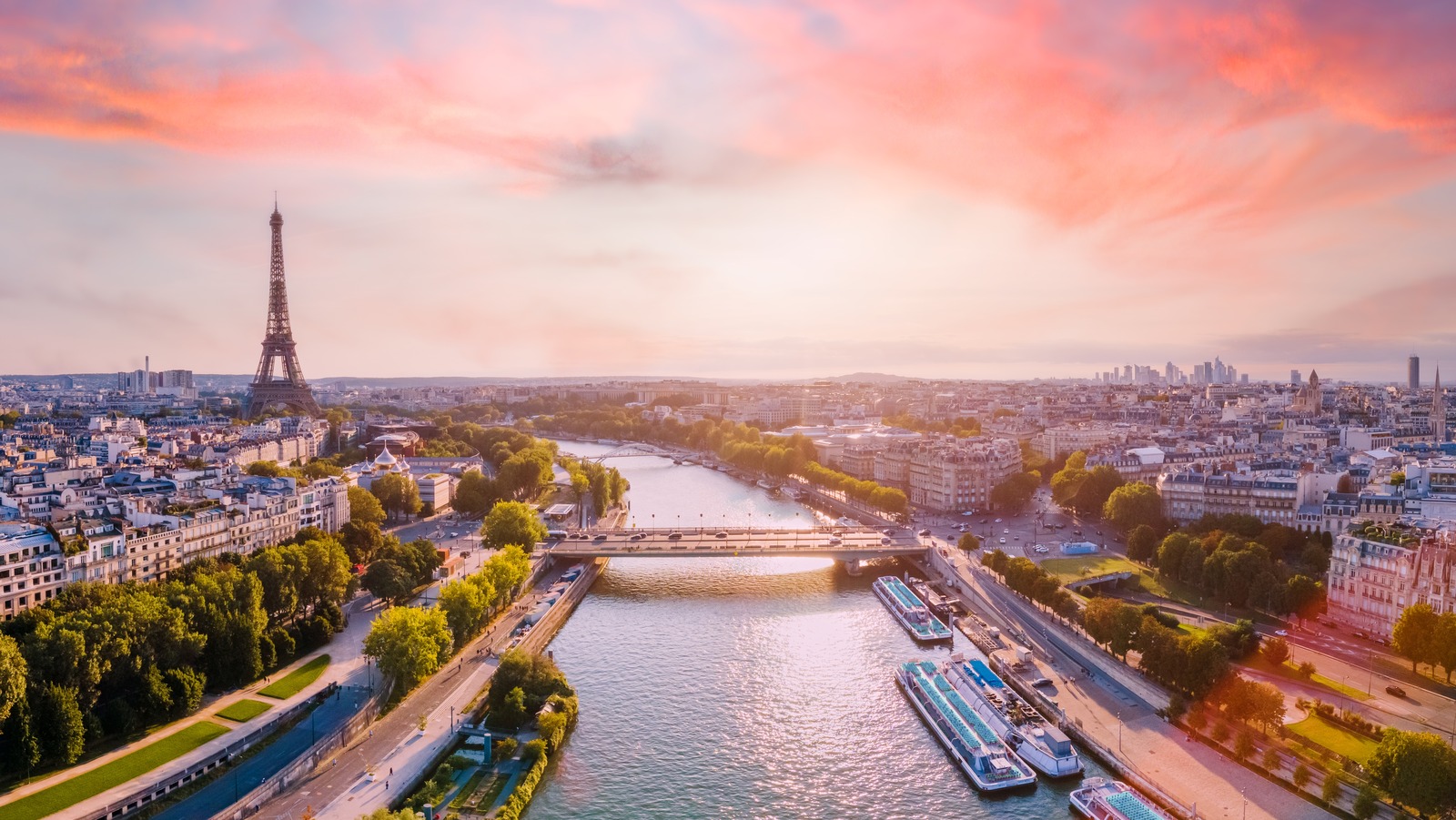 The Best Neighborhoods For American Expats In Paris