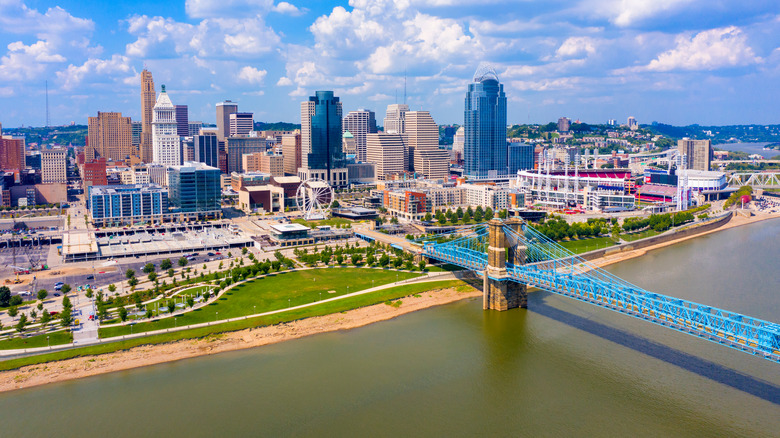 Cincinnati skyline and Roebling bridge