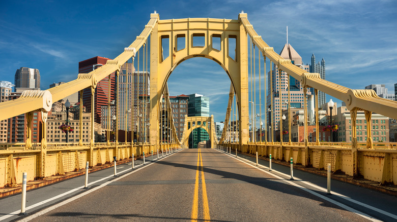 bridge in Pittsburgh pennsylvania