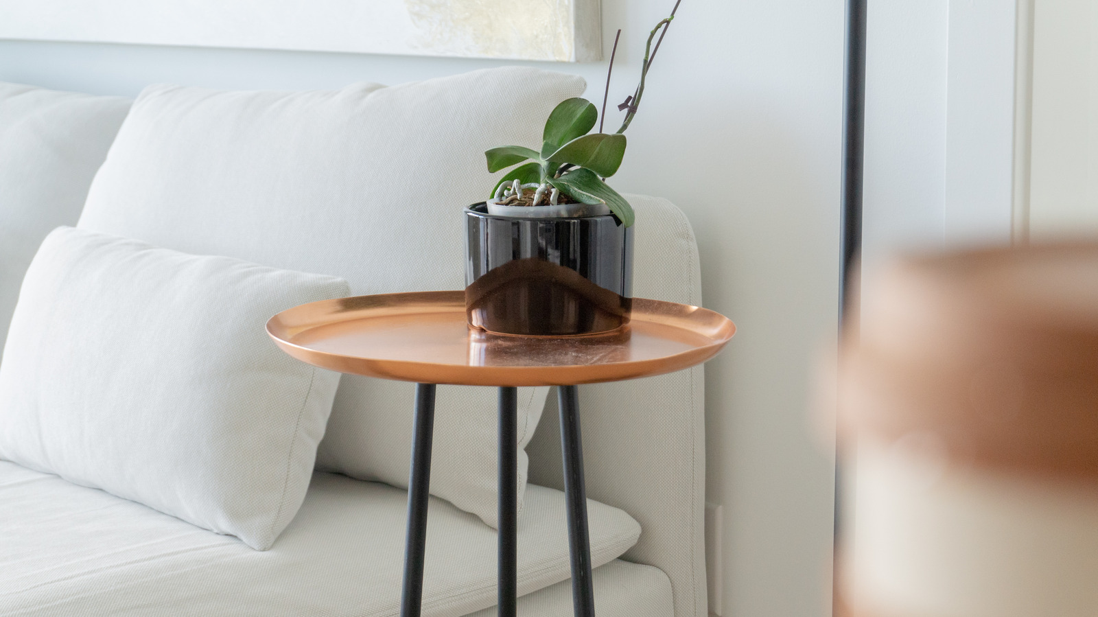 The Best Reviewed Narrow Side Tables For Small Living Room Spaces