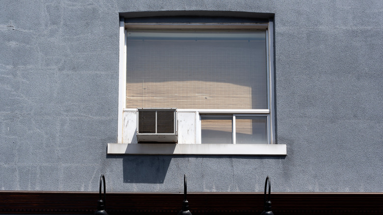 Window AC unit