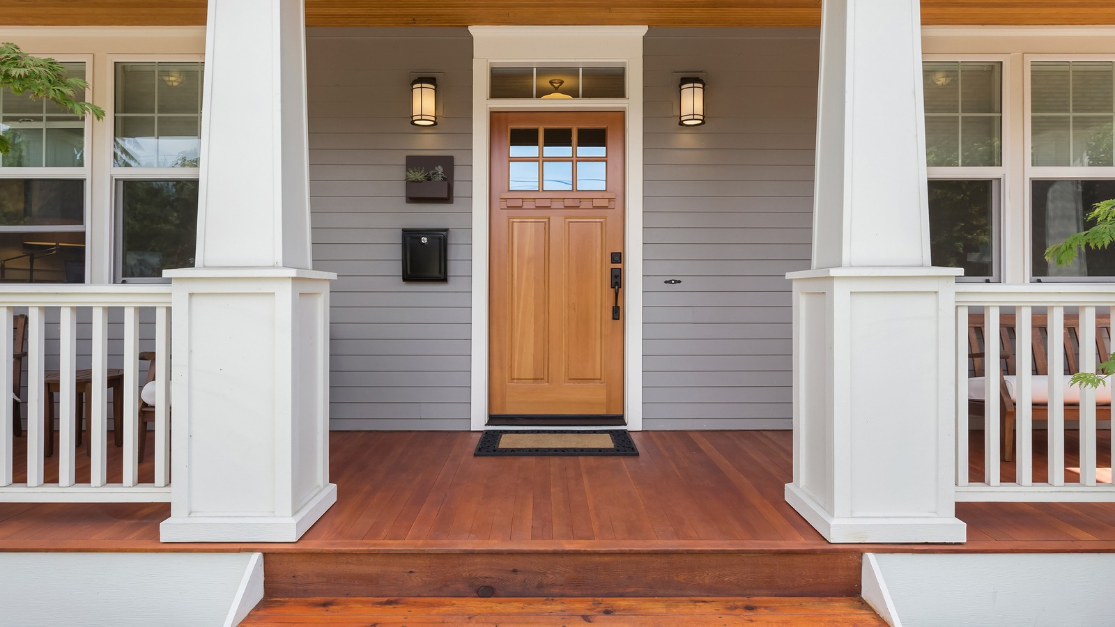 The Best Way To Clean Your Front Door